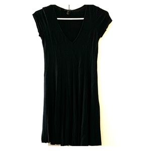 Cute little flowy sundress